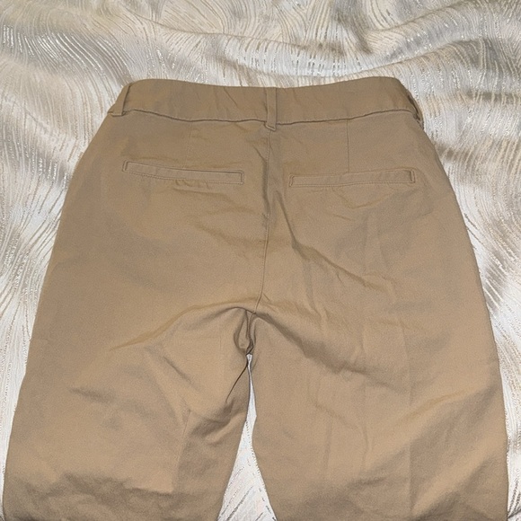 Old navy pixie high rise - Picture 2 of 3